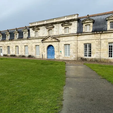 In Mit Garten Und Terrasse By Interhome Apartment *