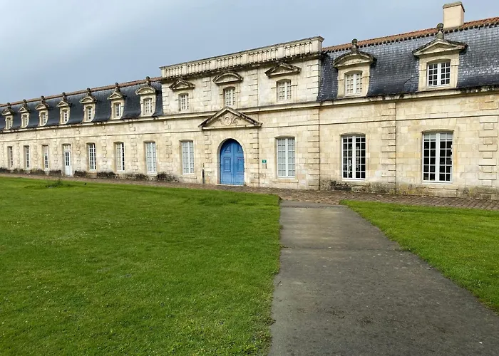 In Mit Garten Und Terrasse By Interhome Apartment *